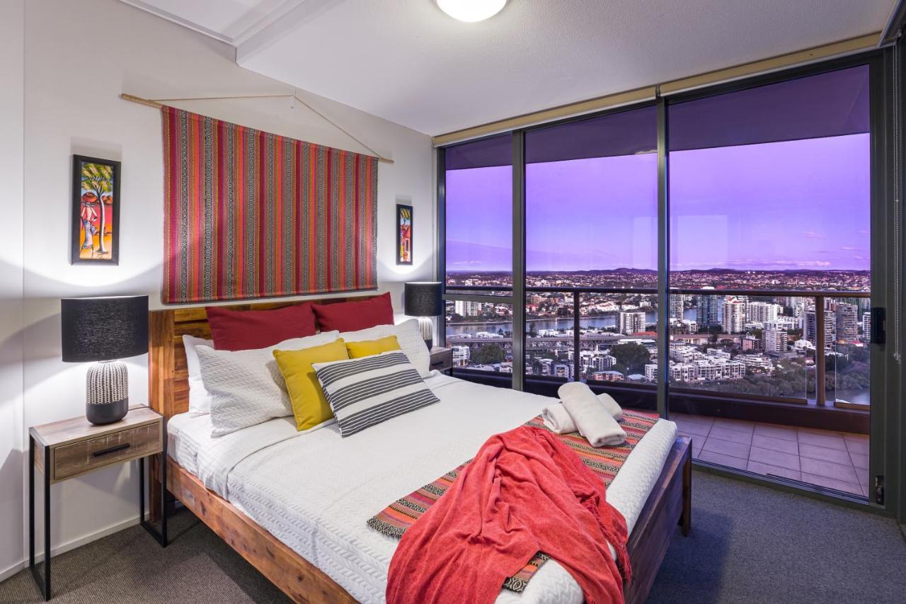 African Escape On Level 38 - Balcony With Views Brisbane Esterno foto