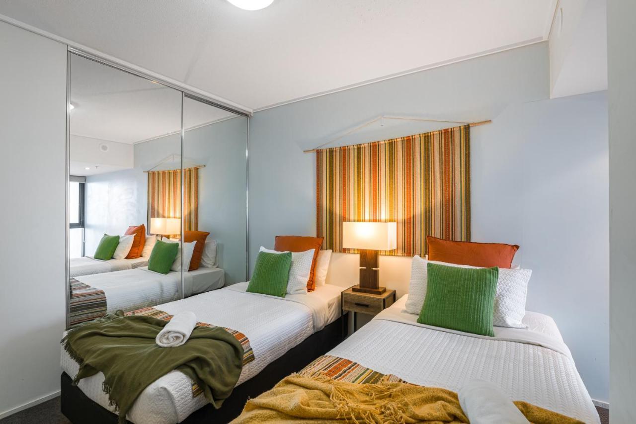 African Escape On Level 38 - Balcony With Views Brisbane Esterno foto